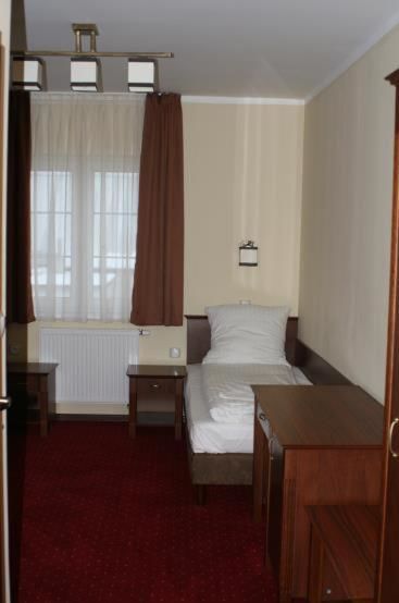 Мотели Hotel Grant Лешно-24