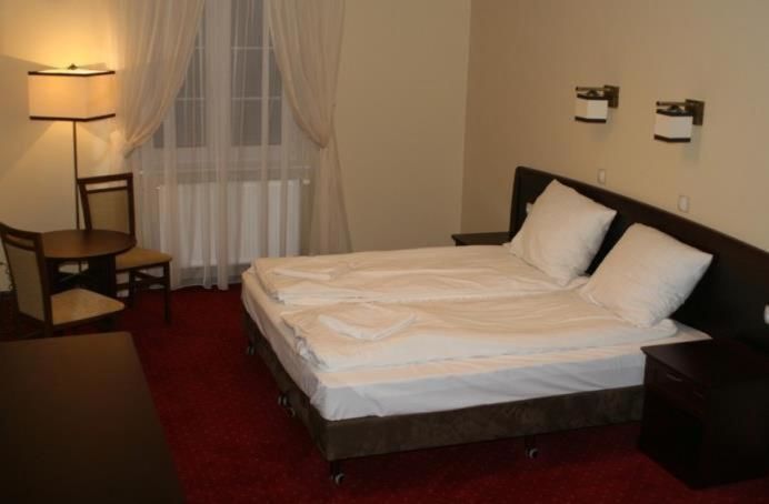 Мотели Hotel Grant Лешно-34